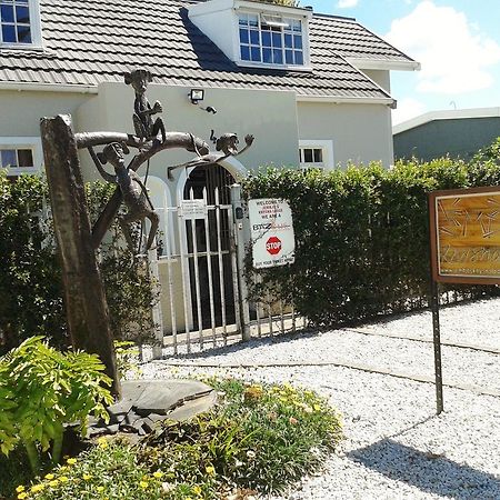 Jembjo'S Knysna Lodge & Backpackers Luaran gambar