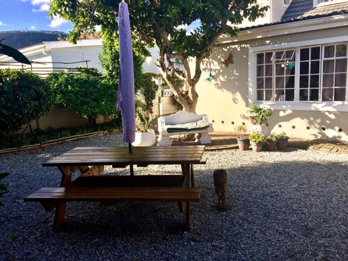 Jembjo'S Knysna Lodge & Backpackers Luaran gambar
