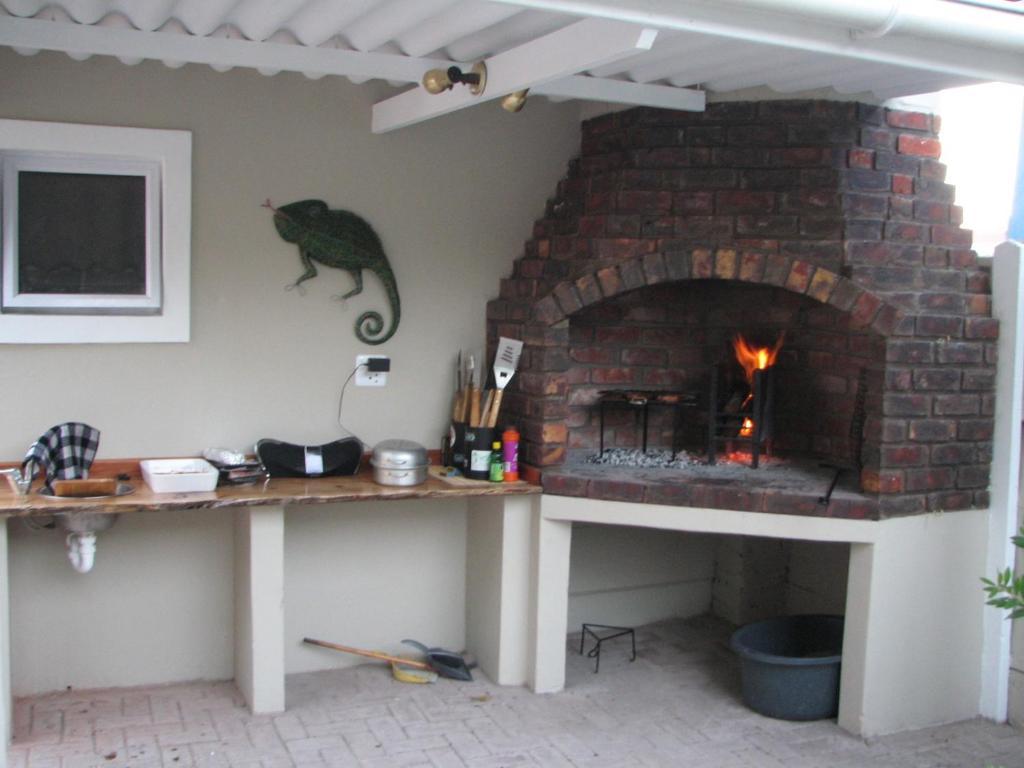 Jembjo'S Knysna Lodge & Backpackers Luaran gambar