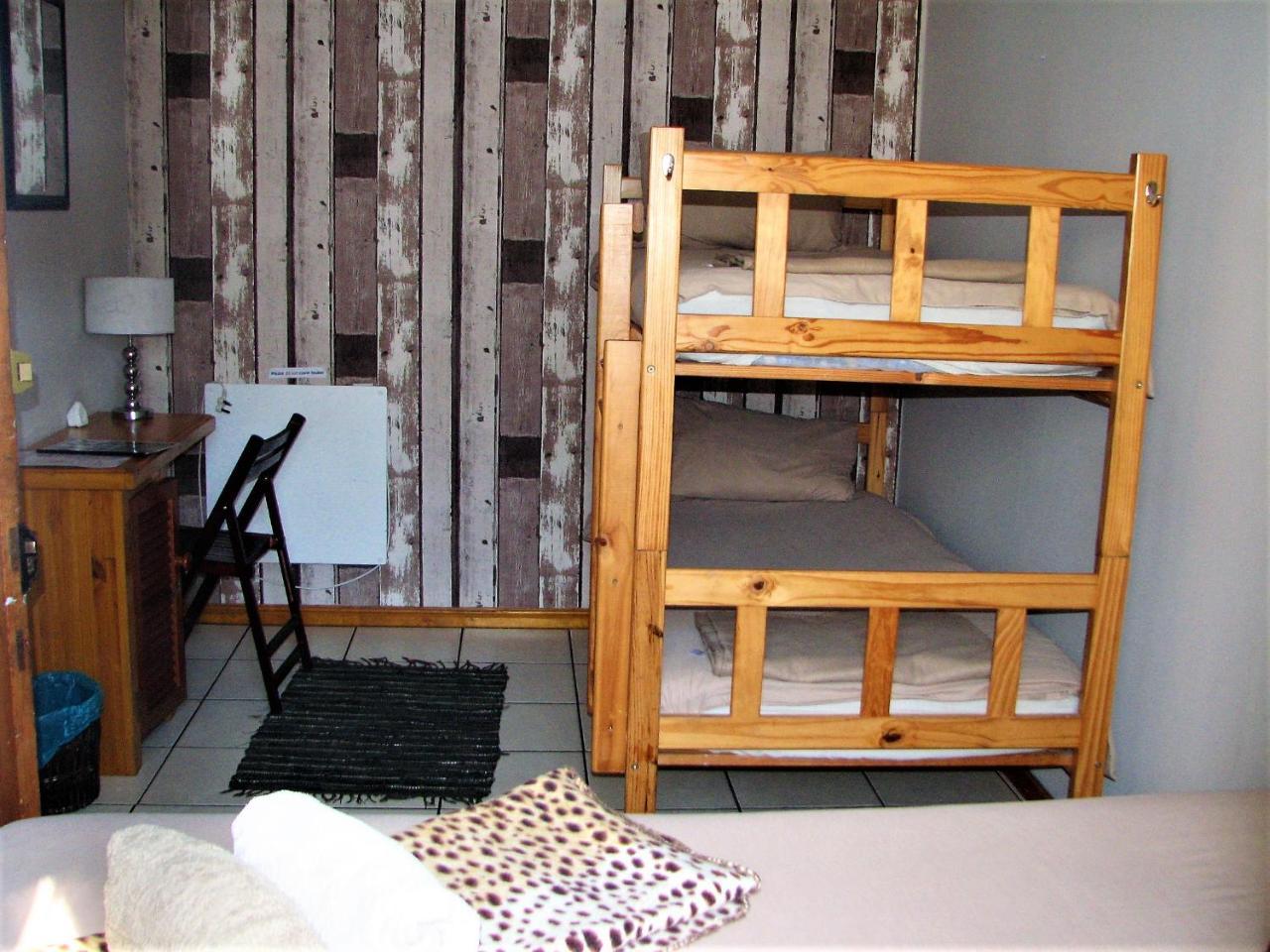 Jembjo'S Knysna Lodge & Backpackers Luaran gambar