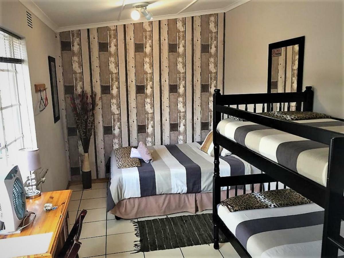 Jembjo'S Knysna Lodge & Backpackers Luaran gambar