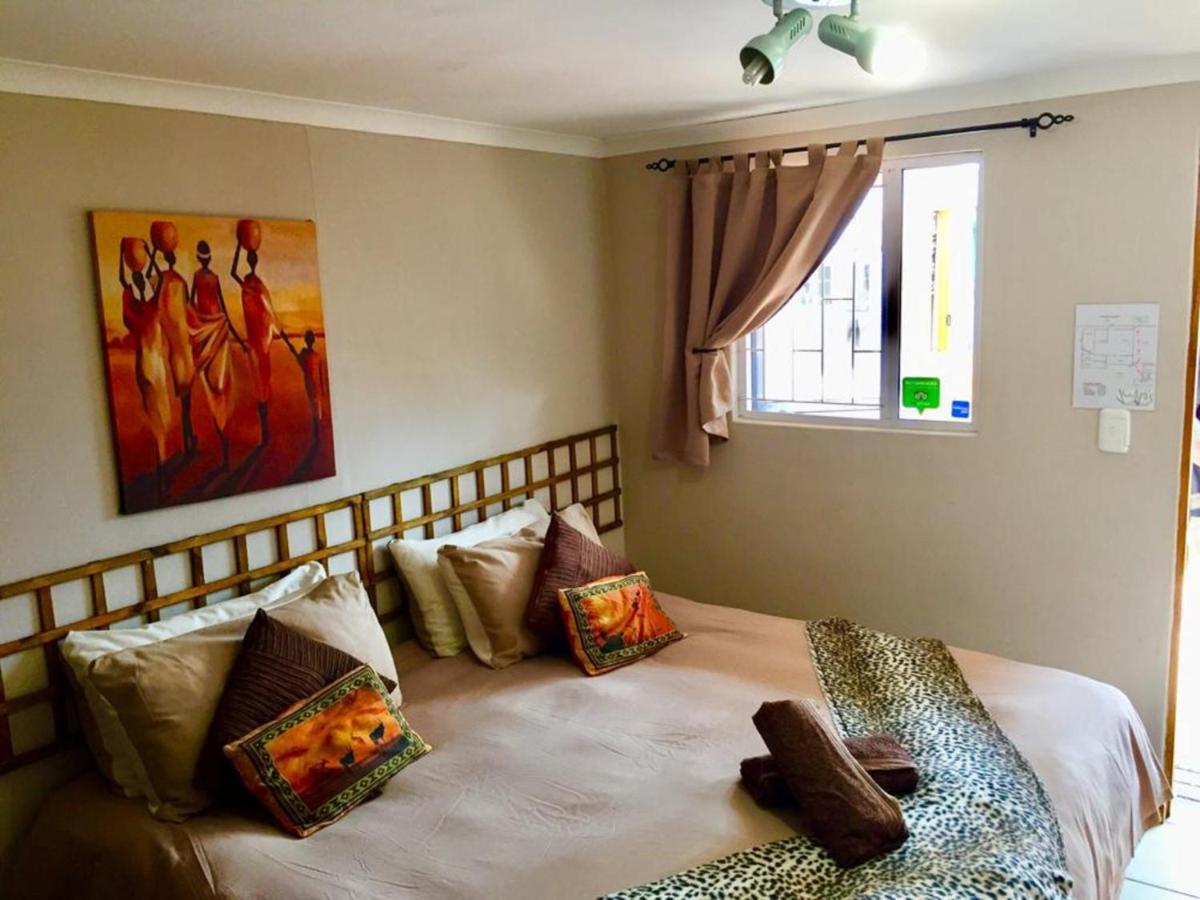 Jembjo'S Knysna Lodge & Backpackers Luaran gambar