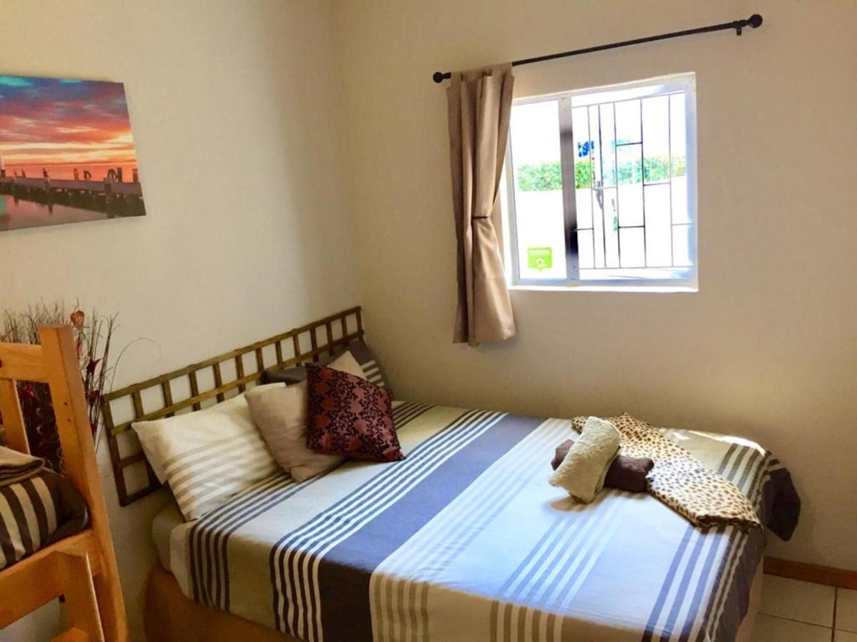 Jembjo'S Knysna Lodge & Backpackers Luaran gambar