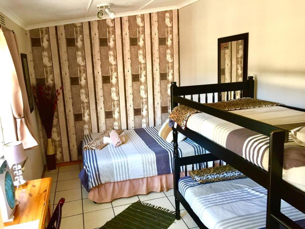 Jembjo'S Knysna Lodge & Backpackers Luaran gambar