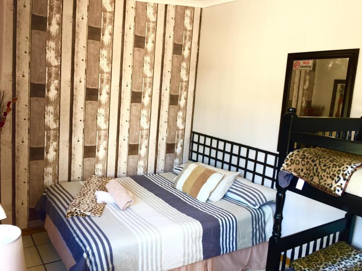 Jembjo'S Knysna Lodge & Backpackers Luaran gambar