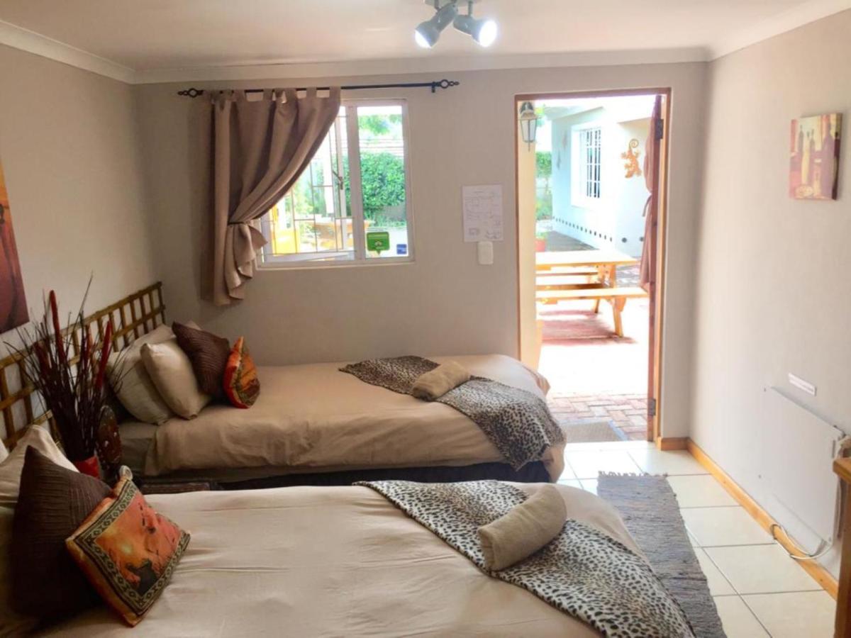 Jembjo'S Knysna Lodge & Backpackers Luaran gambar